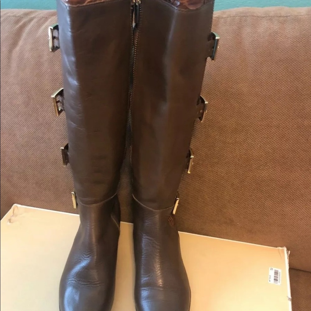 Michael Kors Tamara boots 8 New in box